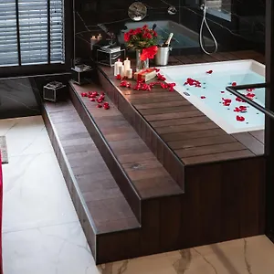 Art Penthouse With Jacuzzi - Center , Kraków Polska