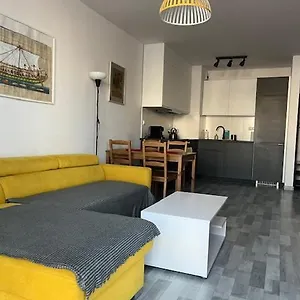 Helsinki , Kraków Polska